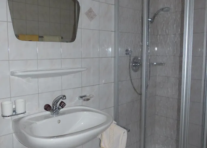 Gaestehaus Alpenland Pensión