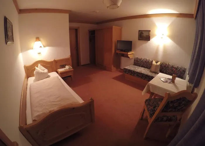 Gaestehaus Alpenland Gæstehus 3*