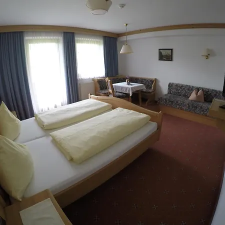Casa de hóspedes Gaestehaus Alpenland Tux